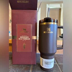 Stanley 40oz Chocolate Gold. Brand new. Special release.